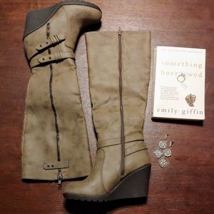 Shoe Dazzle Knee High Wedge Boots